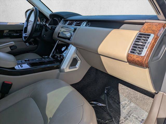 Used 2020 Land Rover Range Rover HSE image 21
