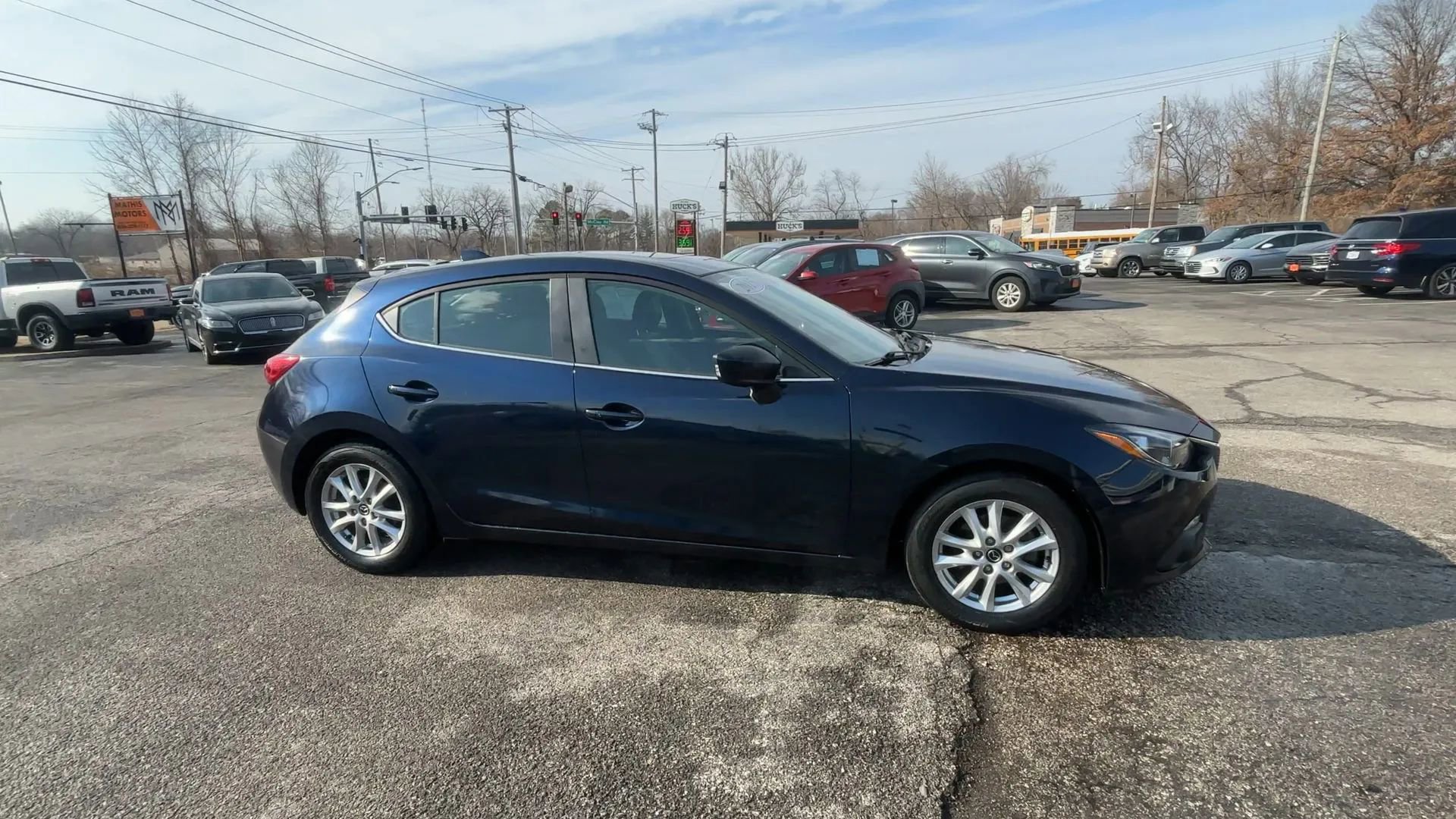 Used 2015 MAZDA MAZDA3 i Grand Touring image 9