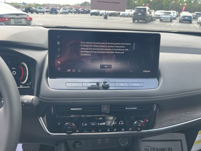 New 2026 Nissan Rogue Platinum w/ Tech Package AWD/4WD image 16