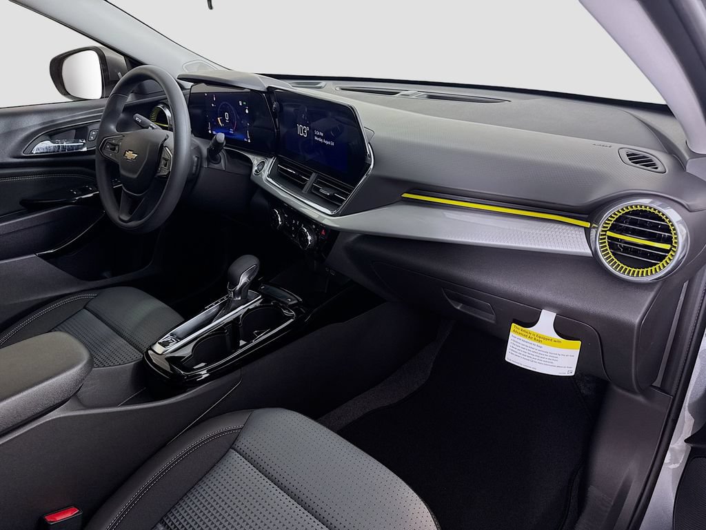 New 2026 Chevrolet Trax LT FWD image 28
