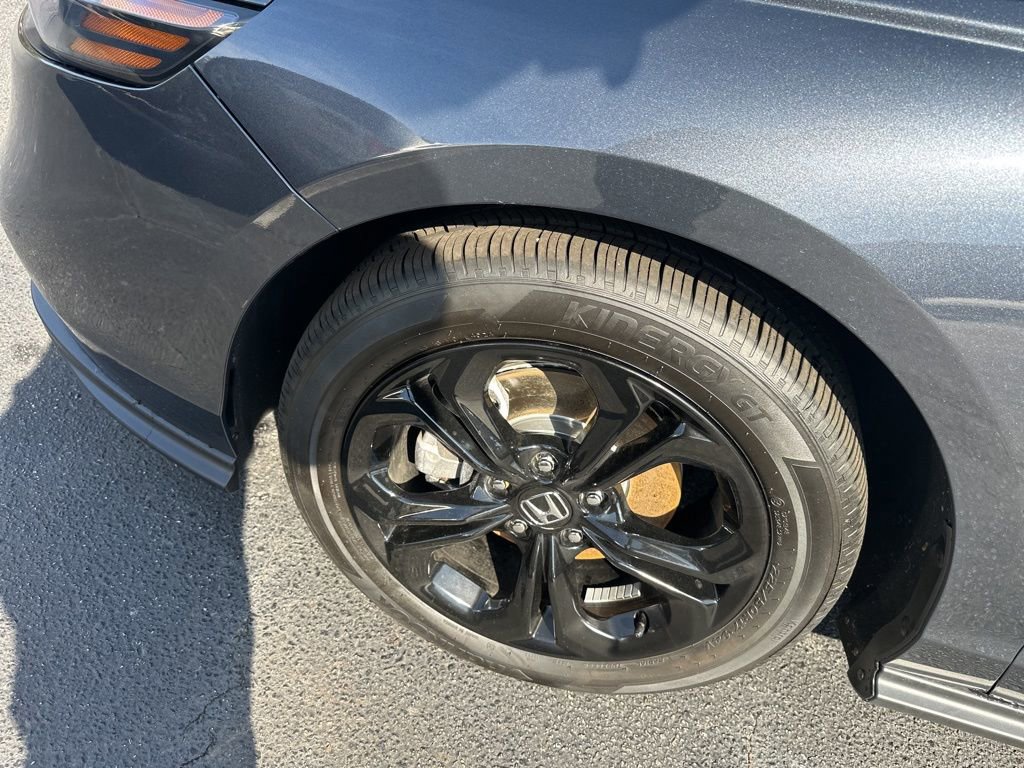 Certified 2025 Honda Accord SE image 10