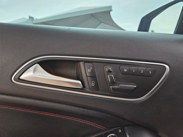 Used 2015 Mercedes-Benz GLA 45 AMG 4MATIC image 23