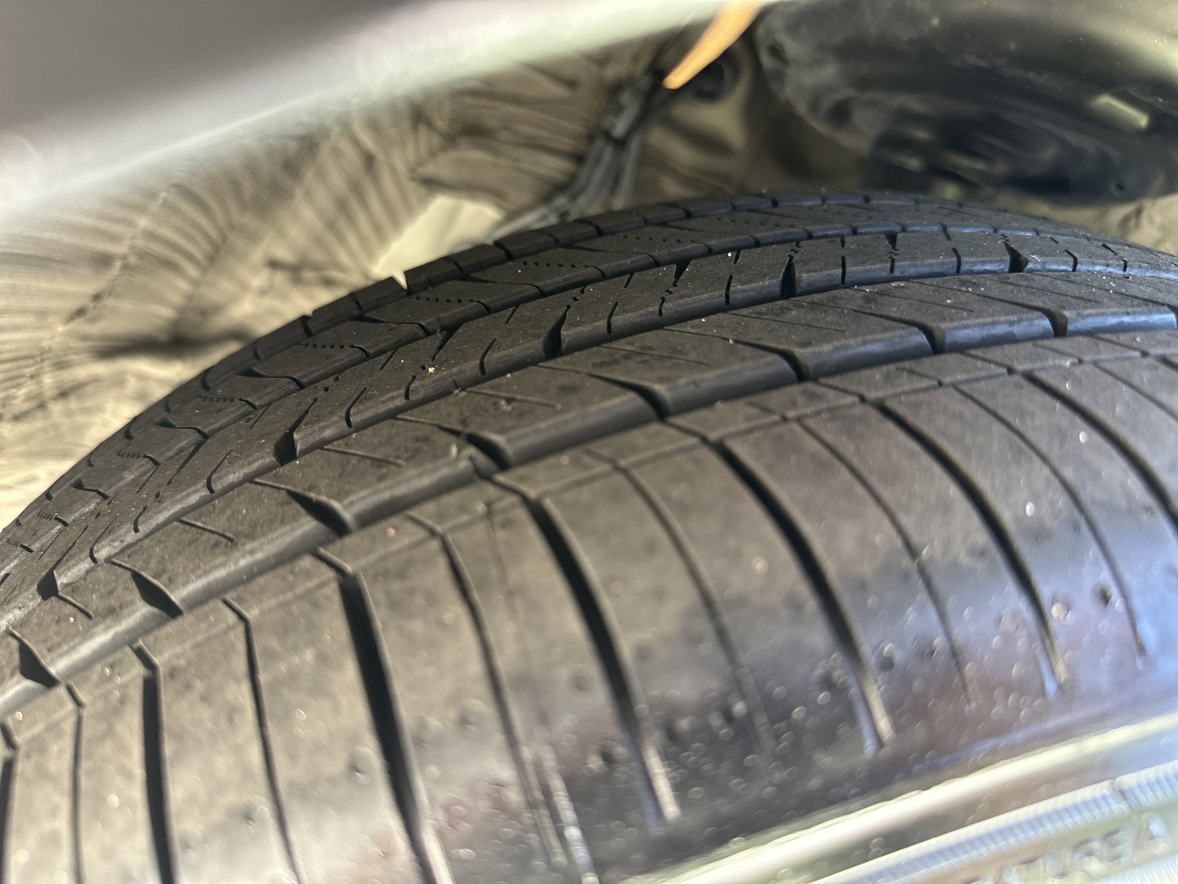 Used 2021 Toyota C-HR XLE FWD image 12