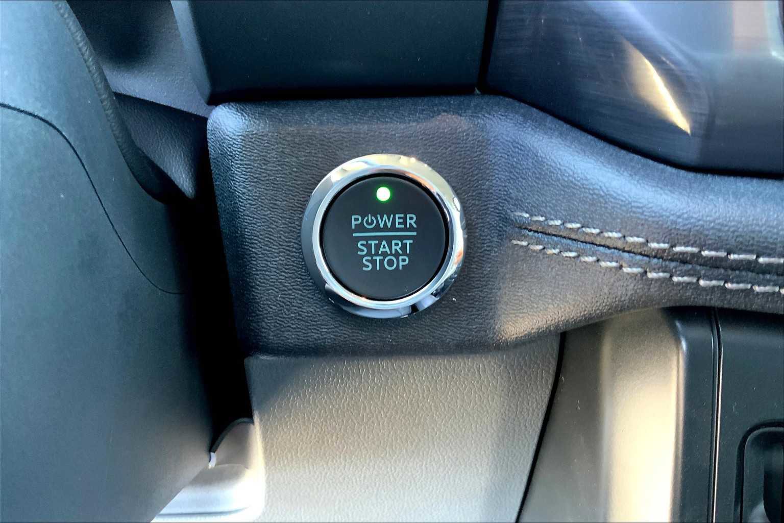 New 2025 Ford F150 Lightning Flash image 17