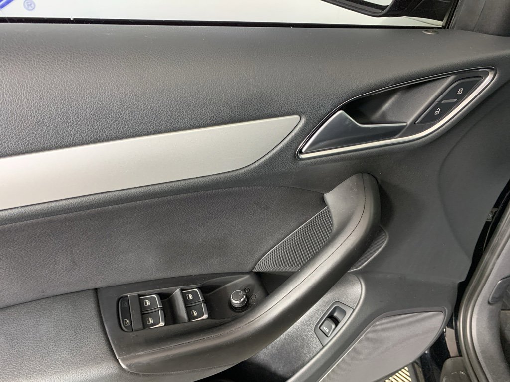 Used 2017 Audi Q3 2.0T Premium w/ Convenience Package image 15