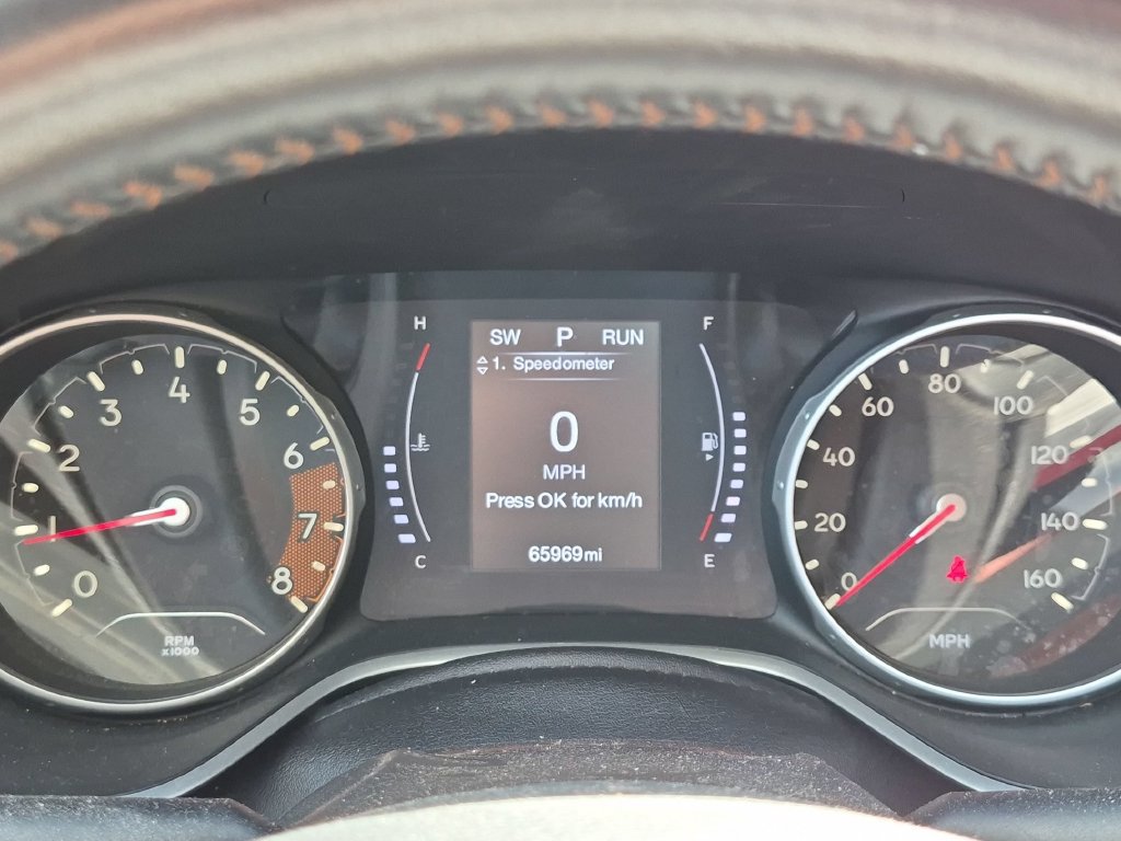 Used 2019 Jeep Compass Latitude w/ Cold Weather Group AWD/4WD image 14