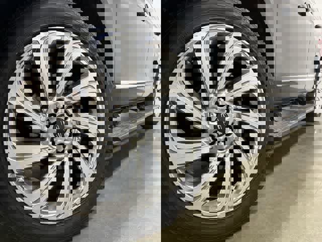 Used 2024 Lincoln Navigator Reserve image 29