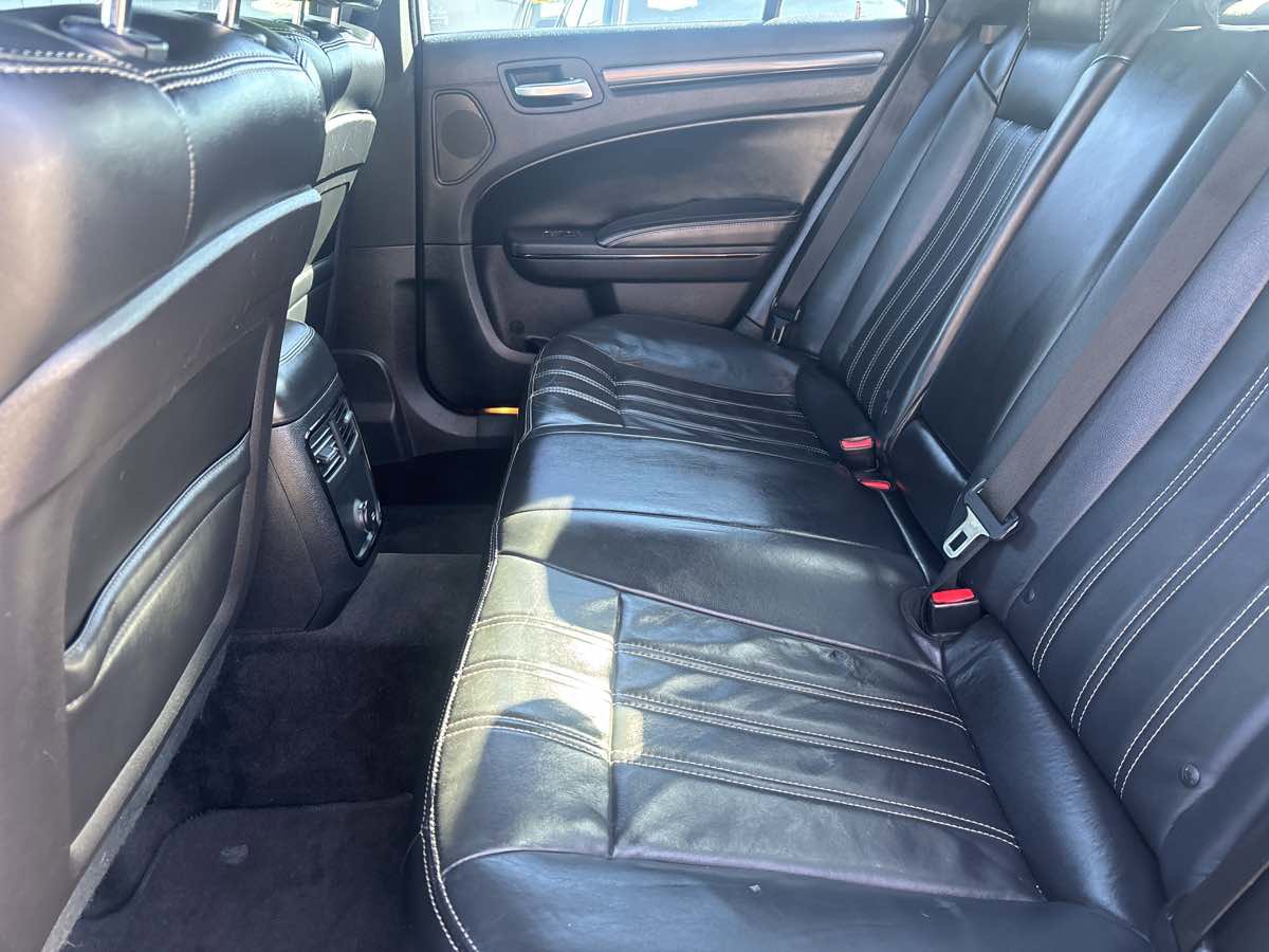 Used 2014 Chrysler 300 S w/ Light Group image 21