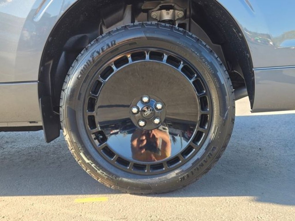 New 2025 Ford Maverick Lobo image 11