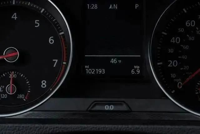 Used 2016 Volkswagen GTI SE w/ Lighting Package (SEL) image 26