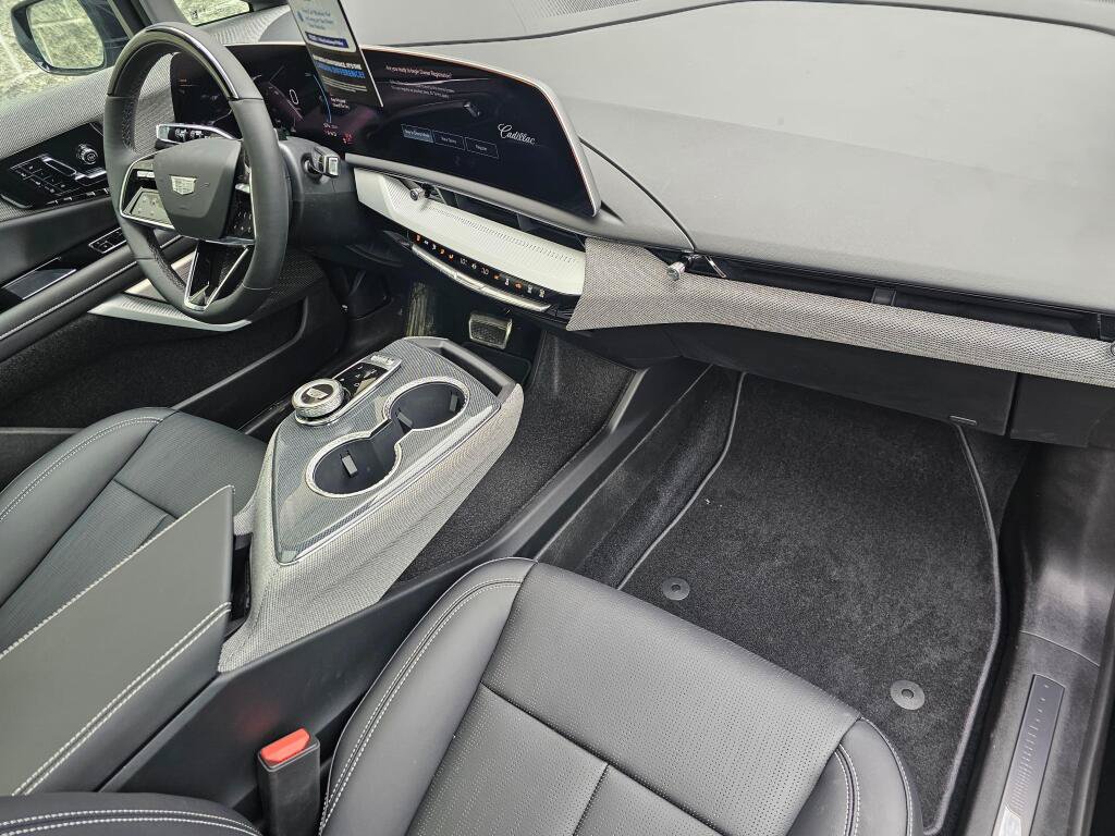 New 2026 Cadillac Optiq Sport 2 RWD image 15