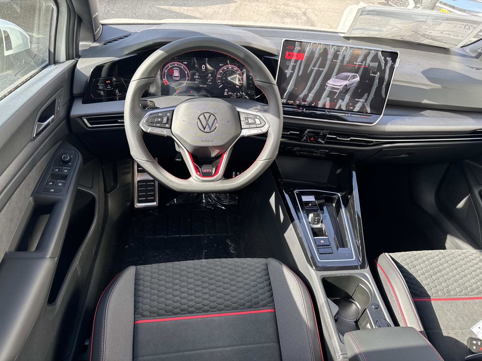 New 2026 Volkswagen GTI SE image 8