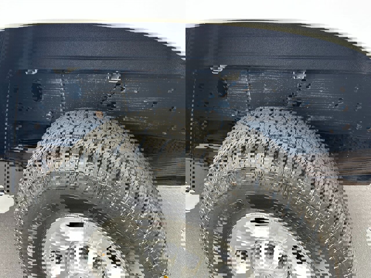 Used 2007 Chevrolet Silverado 2500 LT w/ Heavy-Duty Power Package image 48