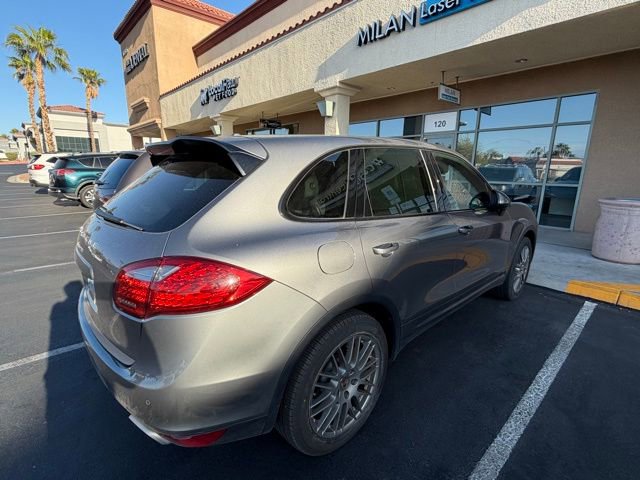 Used 2014 Porsche Cayenne AWD/4WD image 2