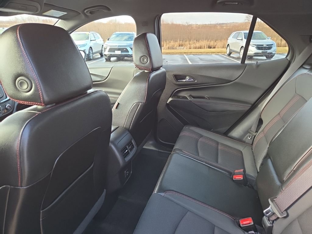 Certified 2024 Chevrolet Equinox RS w/ LPO, Floor Liner Package image 13