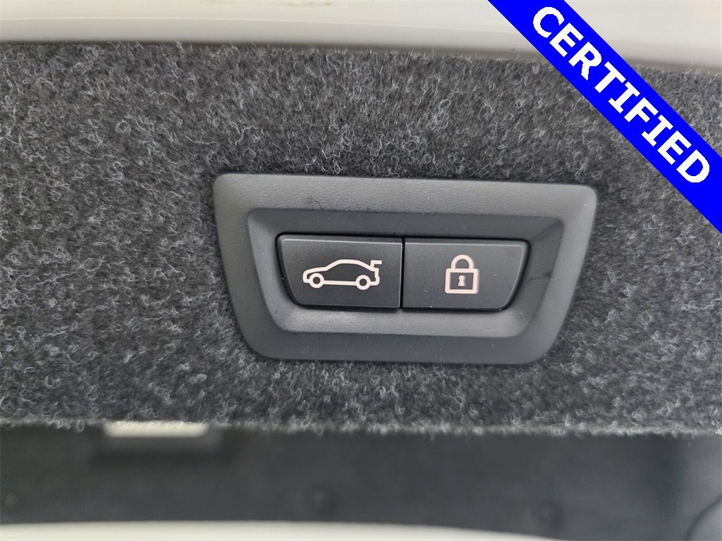 Certified 2023 BMW 530e w/ M Sport Package image 18