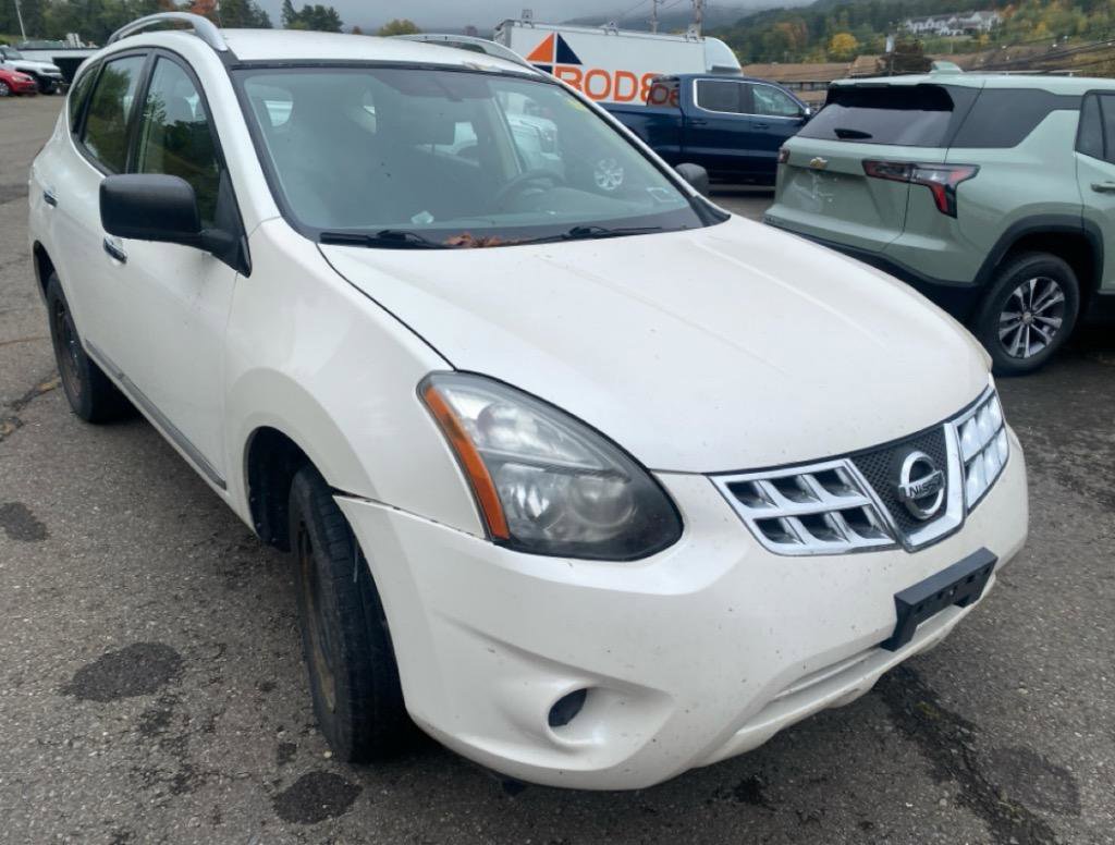 Used 2014 Nissan Rogue S w/ Convenience Package image 3