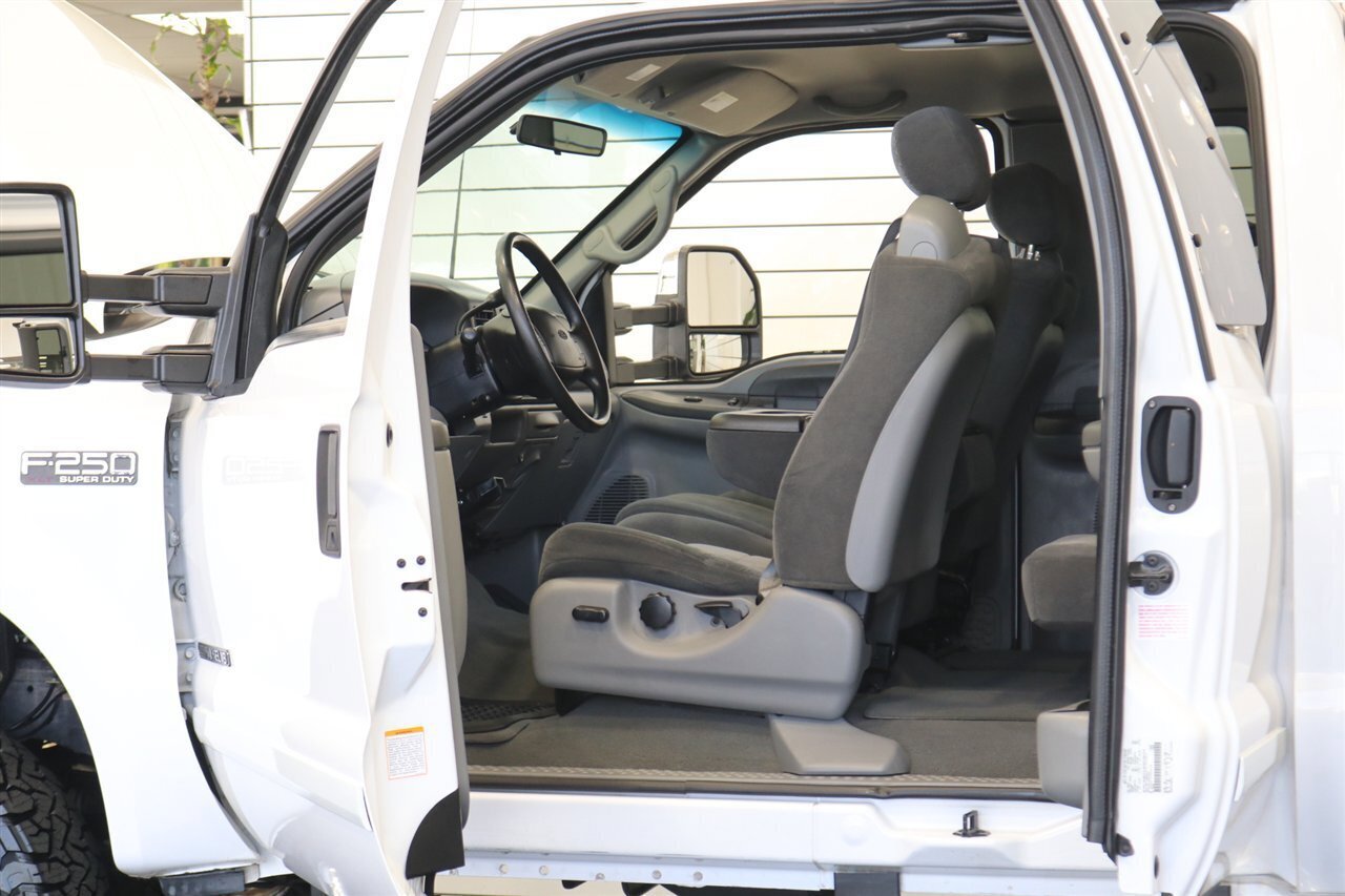 Used 2002 Ford F250 XLT AWD/4WD image 50