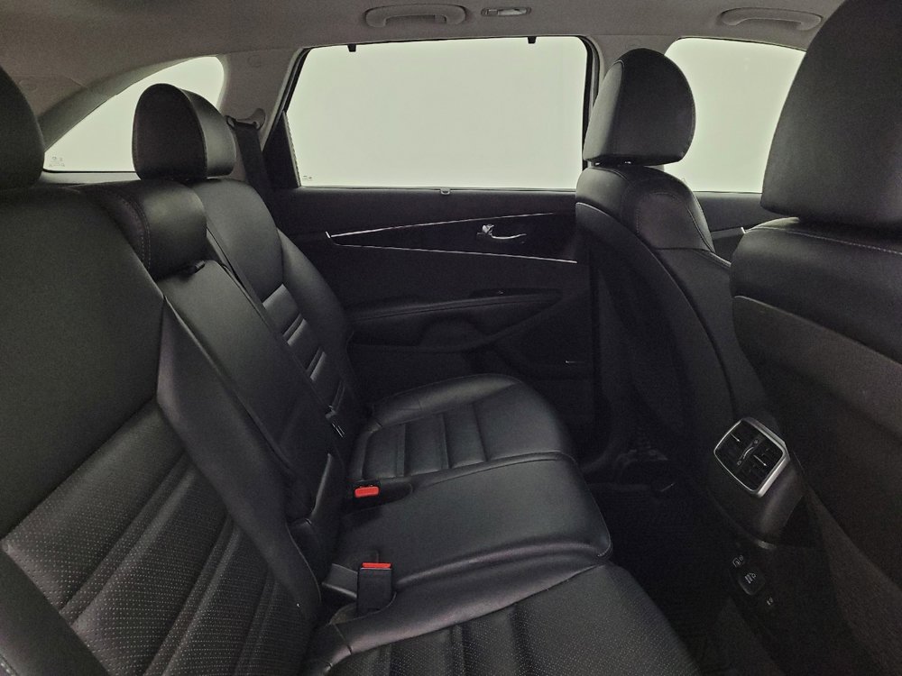 Used 2019 Kia Sorento EX w/ EX Touring Package image 19