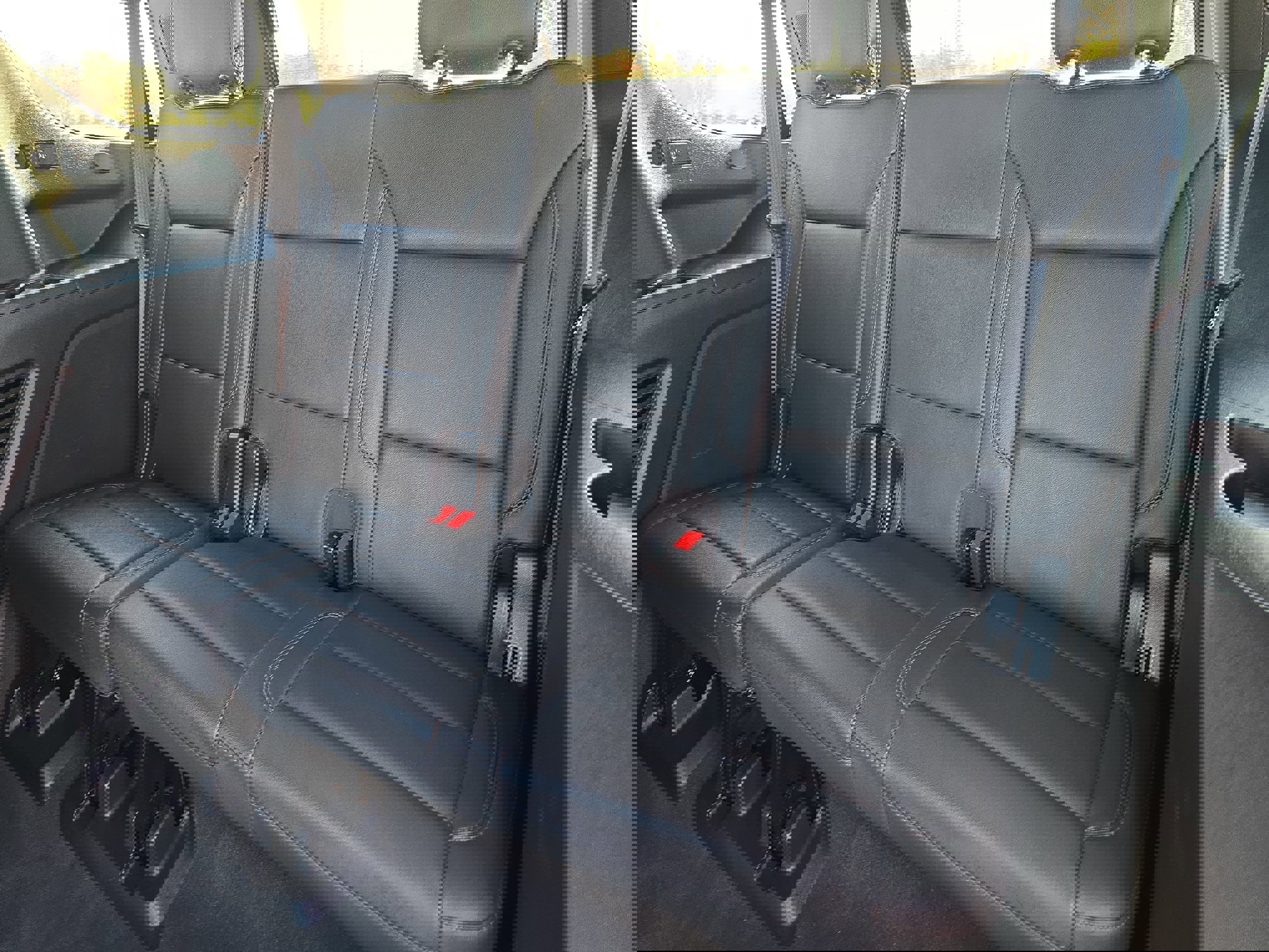 Used 2022 Chevrolet Tahoe Z71 w/ Luxury Package image 15