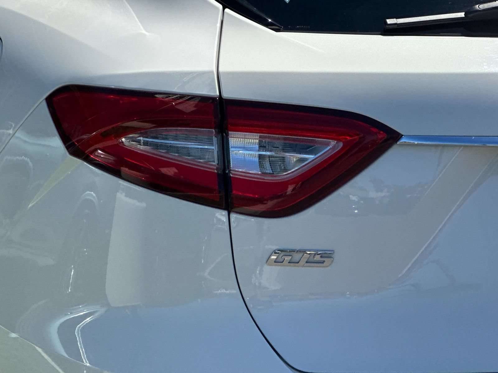 Used 2019 Maserati Levante GTS AWD/4WD image 34
