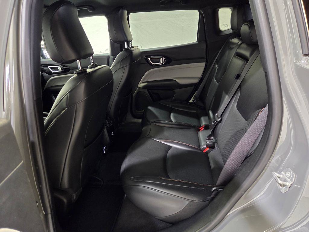Certified 2023 Jeep Compass Limited AWD/4WD image 17