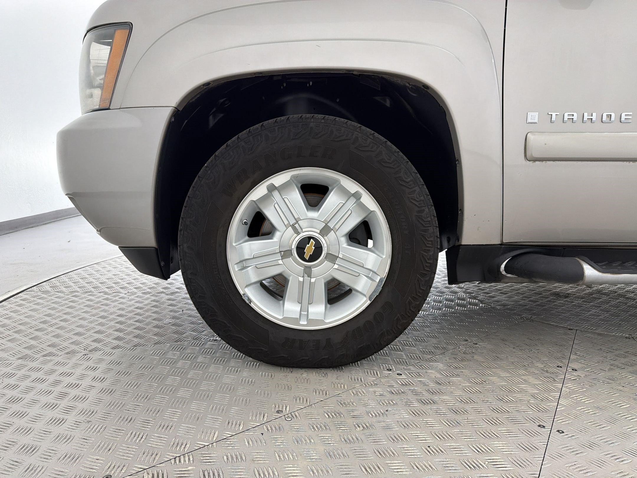 Used 2008 Chevrolet Tahoe LT RWD image 11