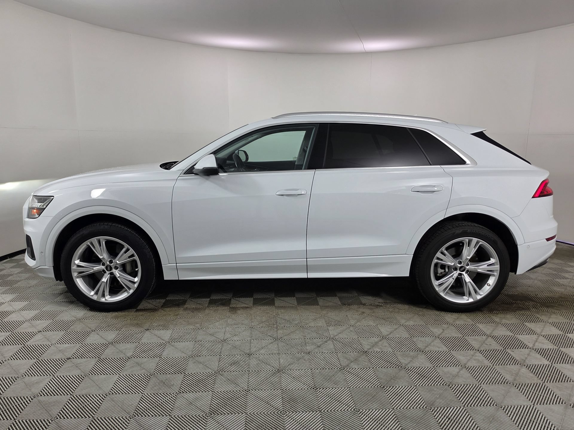 Certified 2023 Audi Q8 Premium Plus AWD/4WD image 41