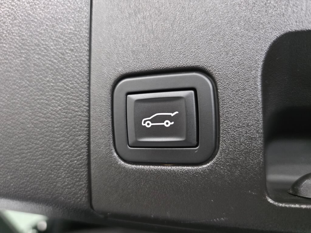Used 2019 Cadillac XT4 Sport AWD/4WD image 20
