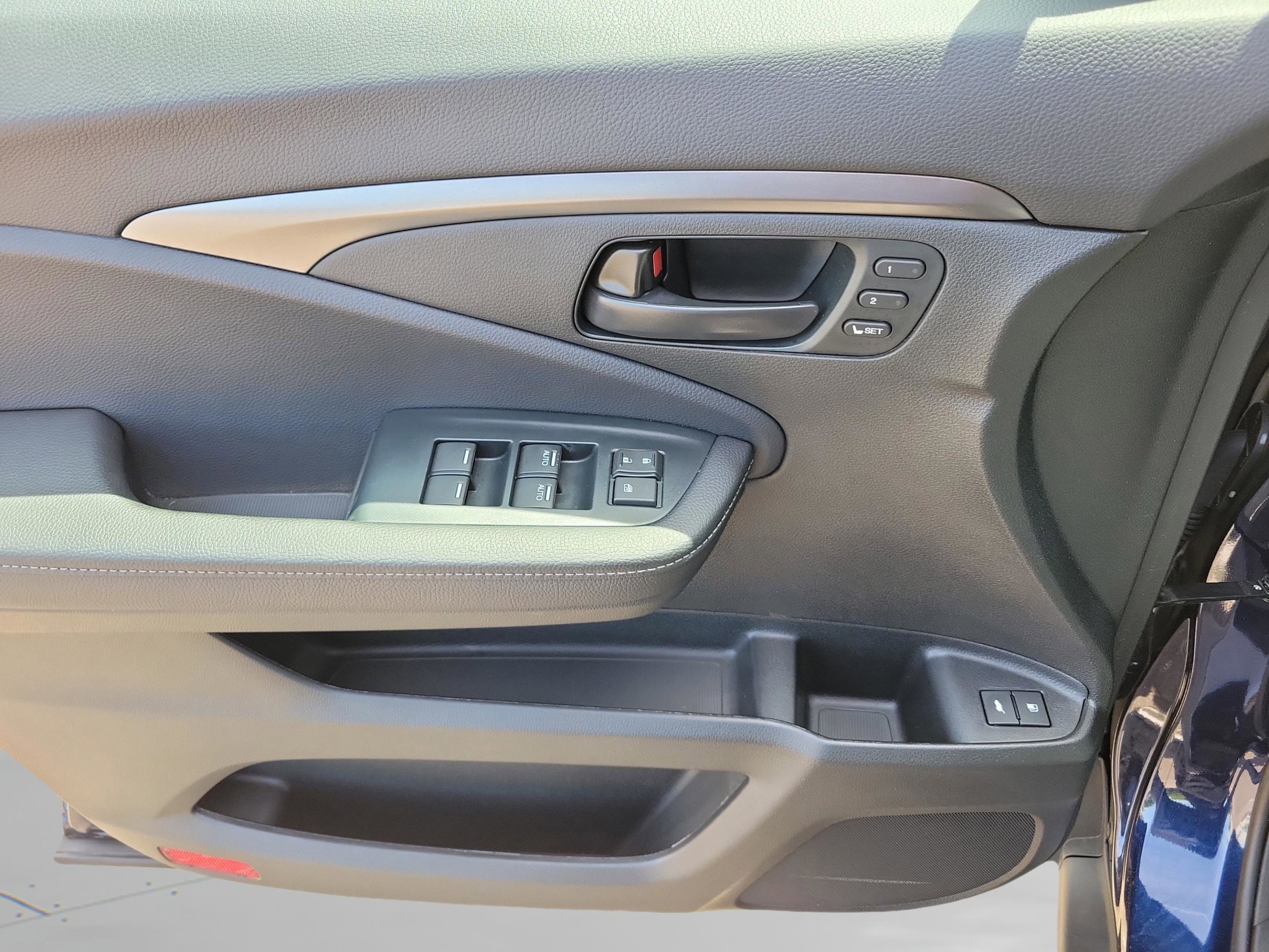 Used 2023 Honda Passport EX-L image 24