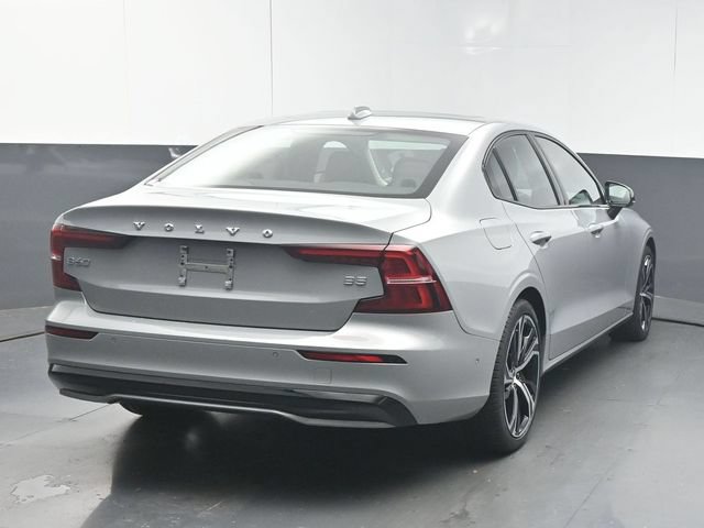 Used 2024 Volvo S60 B5 Plus w/ Protection Package Premier FWD image 7