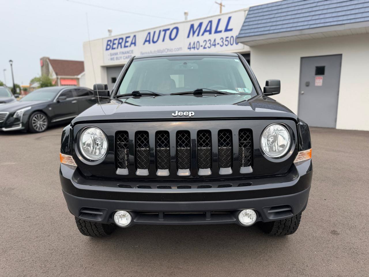 Used 2016 Jeep Patriot Sport FWD image 3