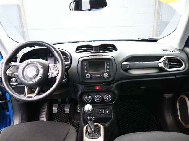 Used 2015 Jeep Renegade Latitude image 25