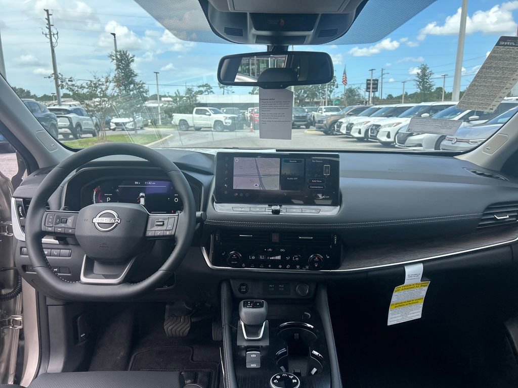 New 2026 Nissan Rogue Platinum image 27