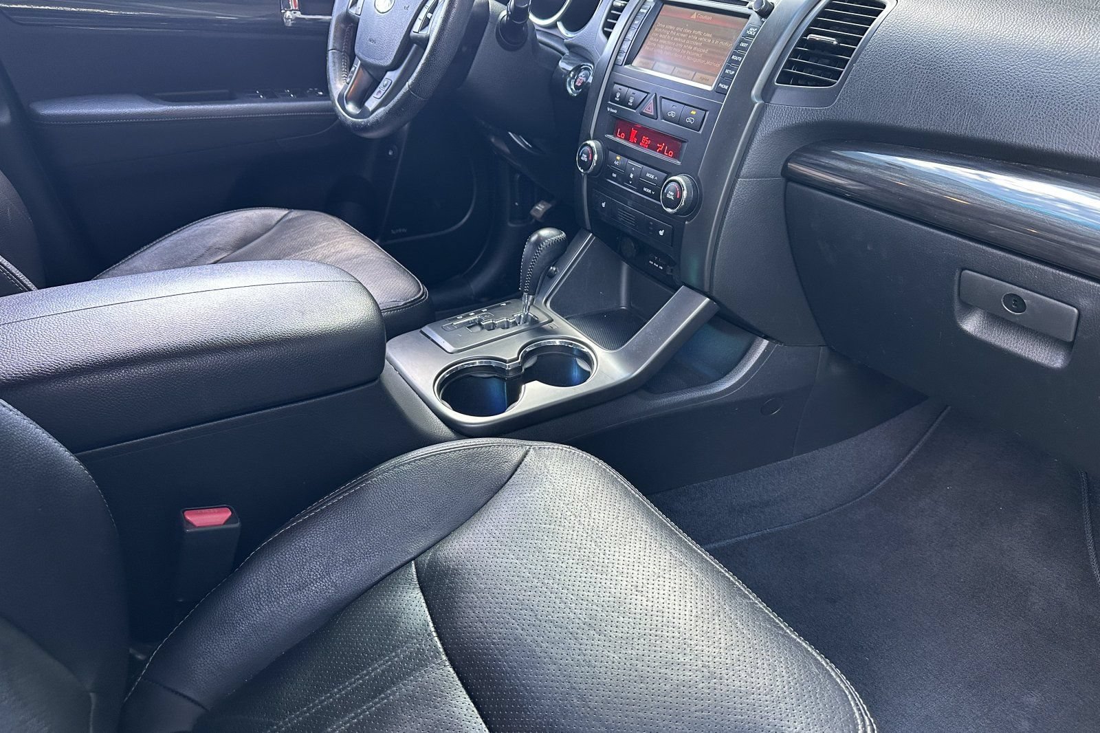 Used 2013 Kia Sorento EX w/ Premium Plus Pkg FWD image 14