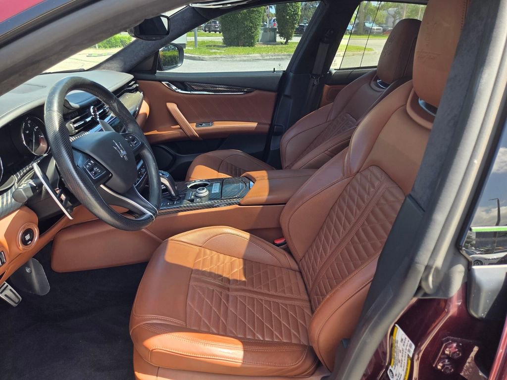 Used 2022 Maserati Quattroporte Trofeo RWD image 11