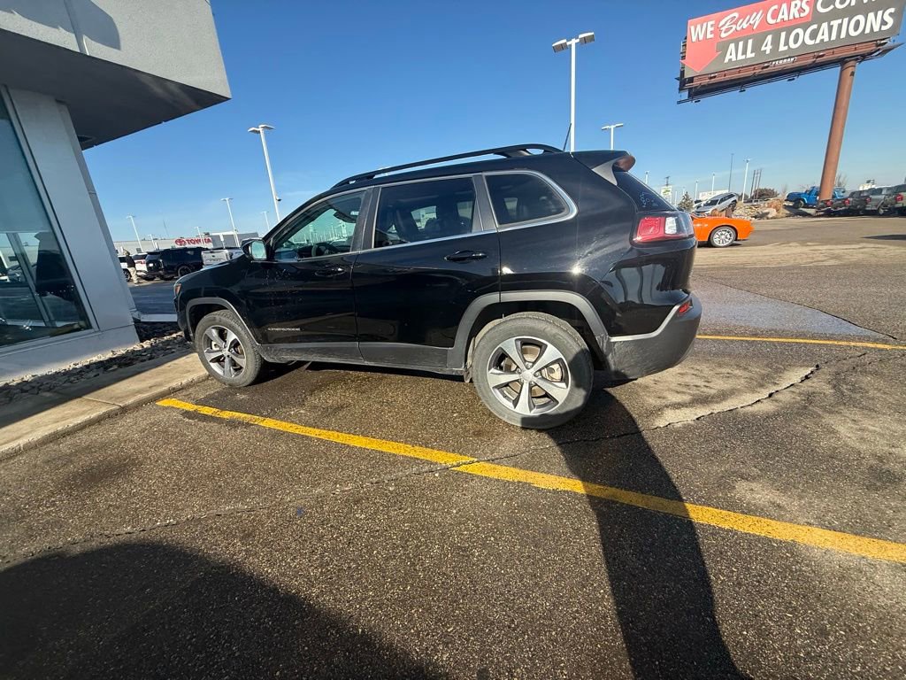 Used 2022 Jeep Cherokee Limited image 21