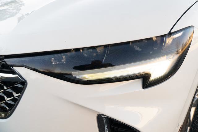 Used 2021 Buick Envision Avenir w/ Technology Package II image 31