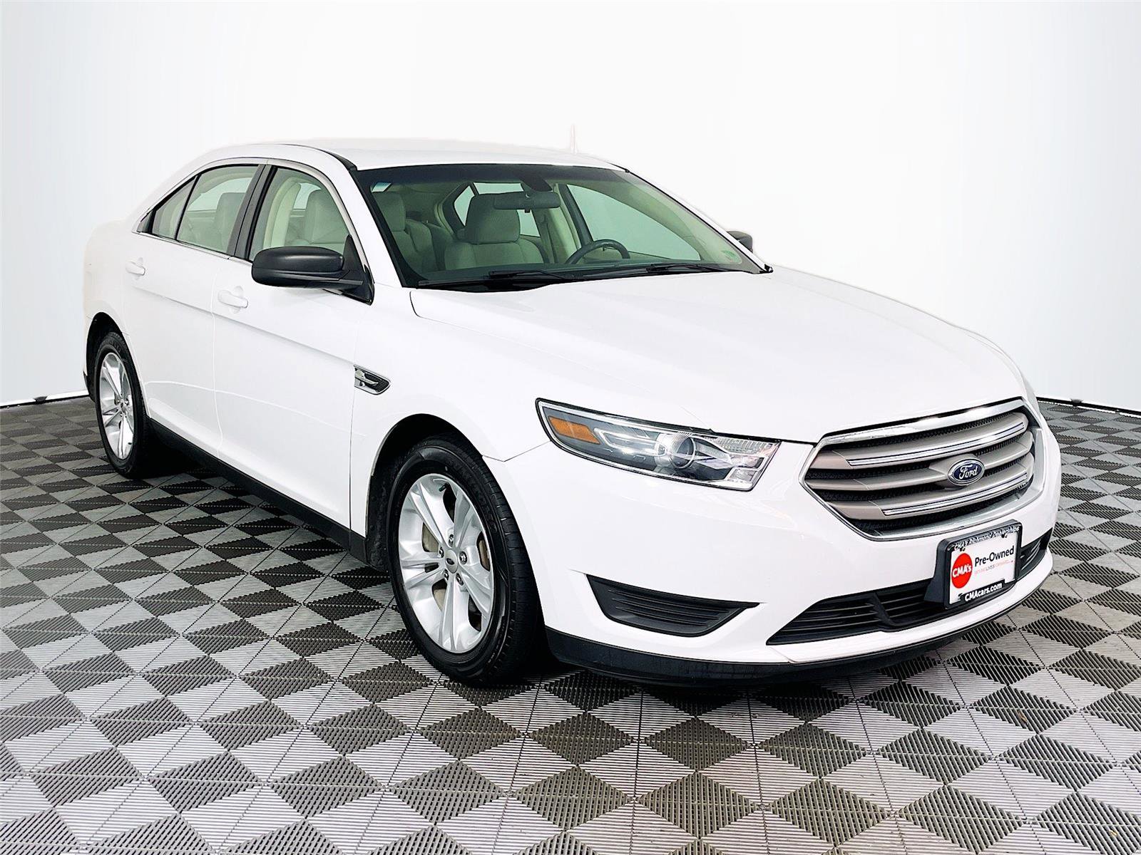 Used 2017 Ford Taurus SE
