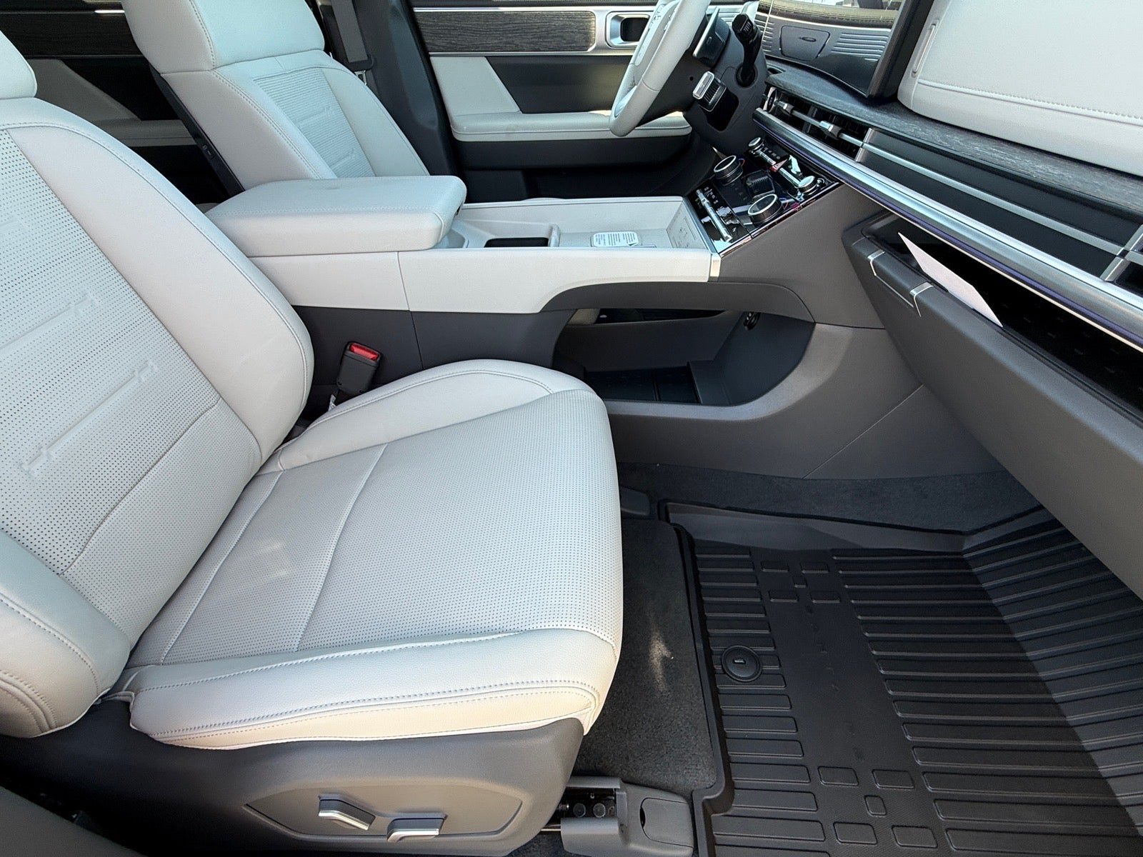 New 2027 Hyundai Santa Fe Limited AWD/4WD image 10
