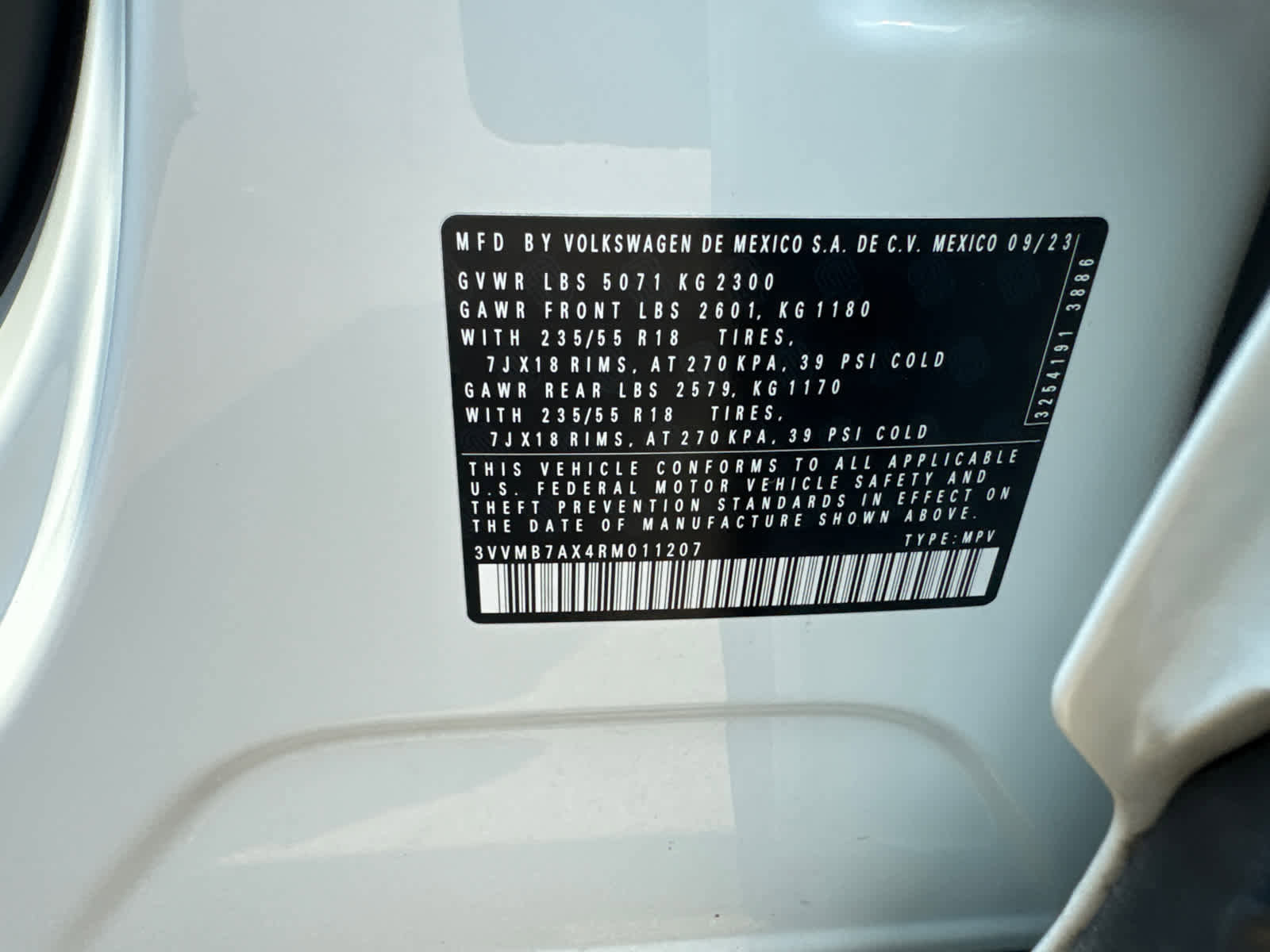 Certified 2024 Volkswagen Tiguan SE image 21