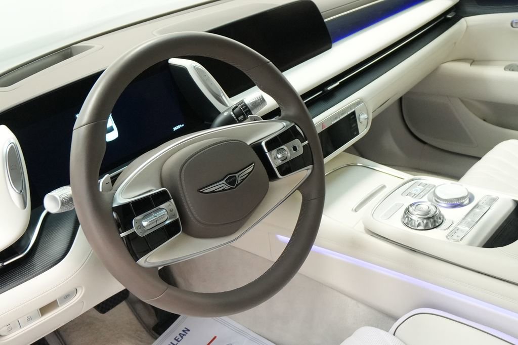 Used 2023 Genesis G90 3.5T image 13