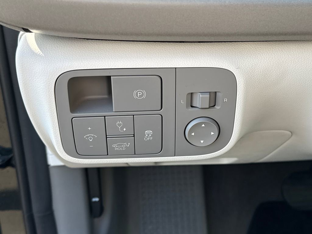 Used 2024 Hyundai Ioniq 6 SEL image 30