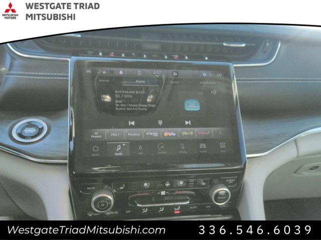 Used 2021 Jeep Grand Cherokee L Overland image 11