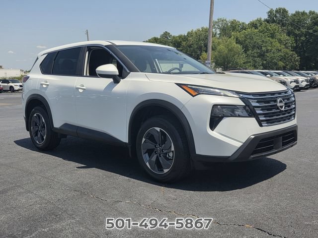 Used 2026 Nissan Rogue SV FWD image 7