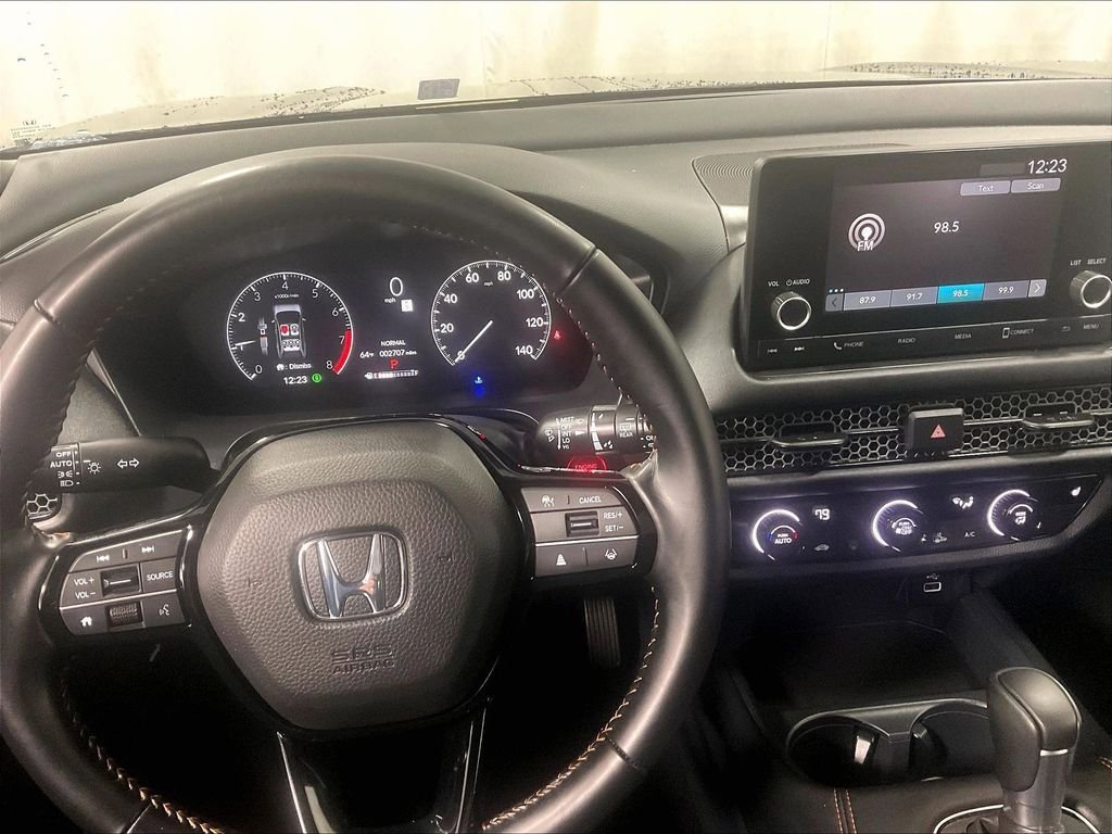 Used 2025 Honda HR-V Sport image 19