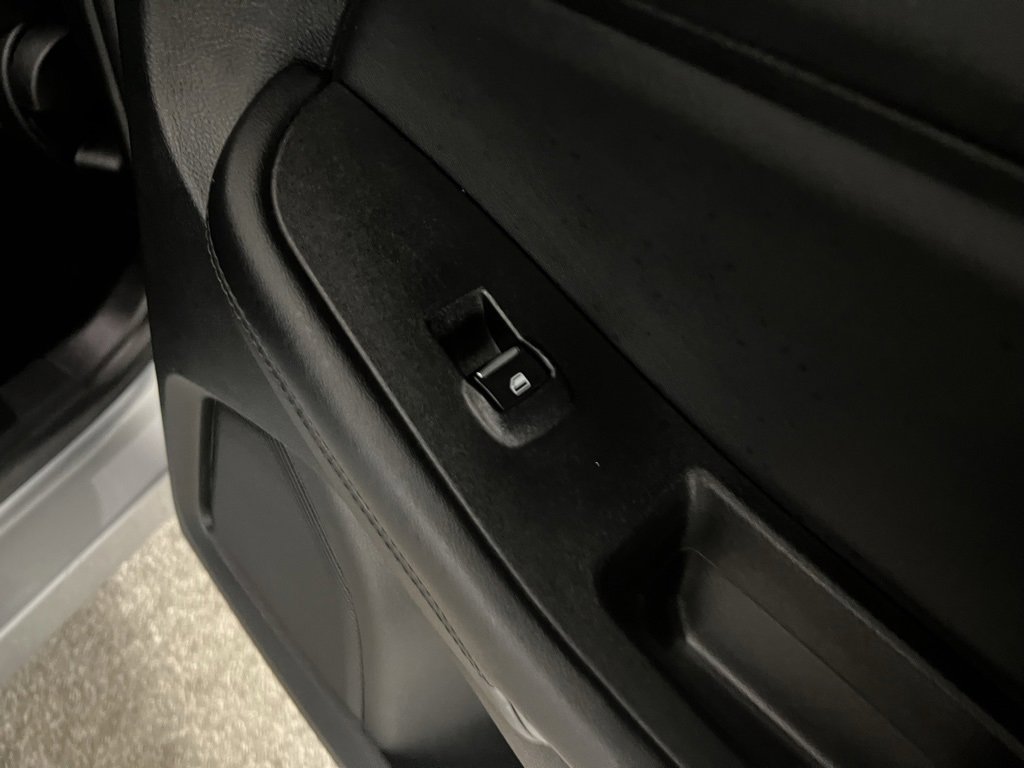 Used 2024 Ford Edge SEL image 54
