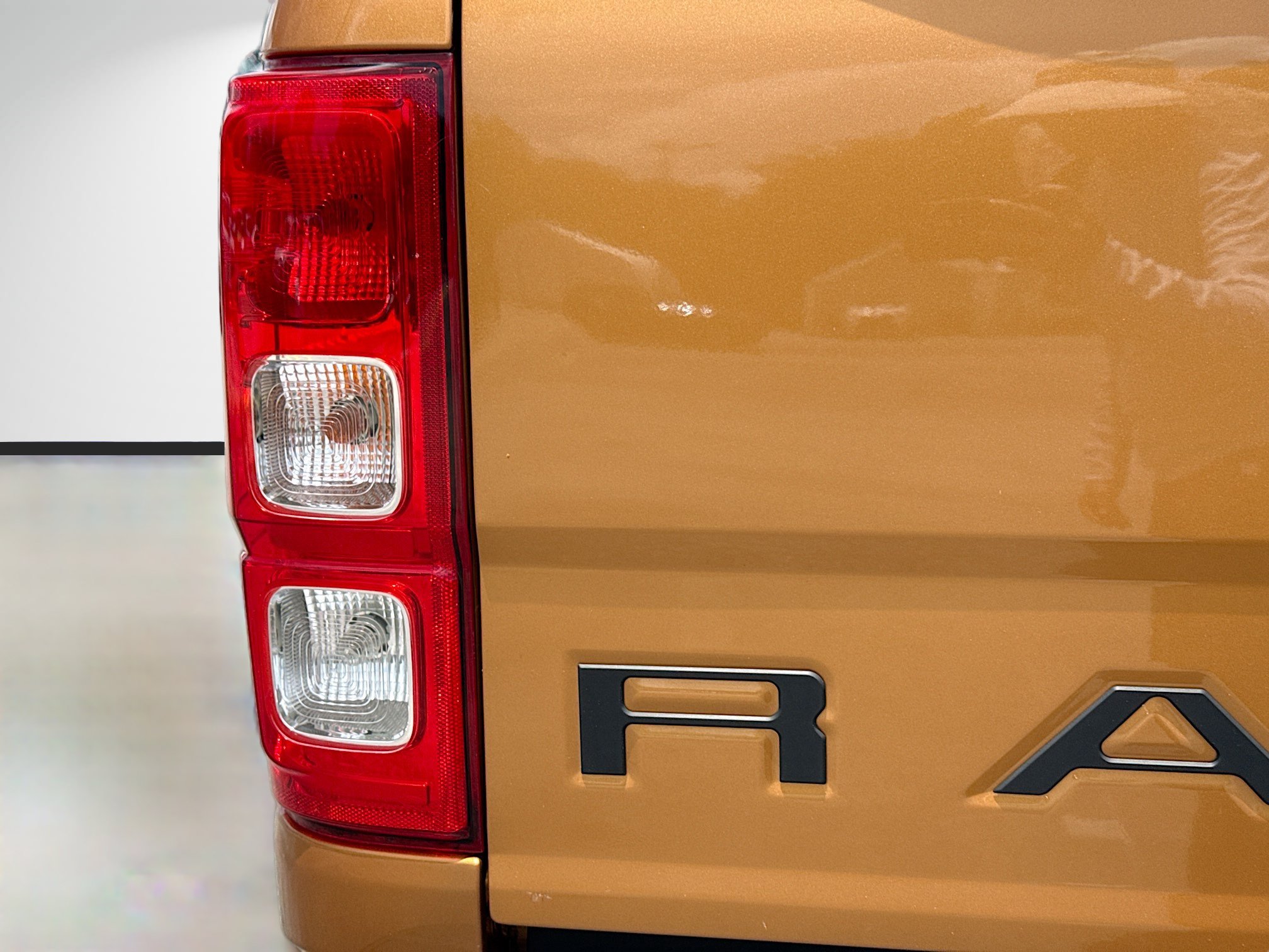 Used 2019 Ford Ranger XL w/ Equipment Group 101A Mid RWD image 10