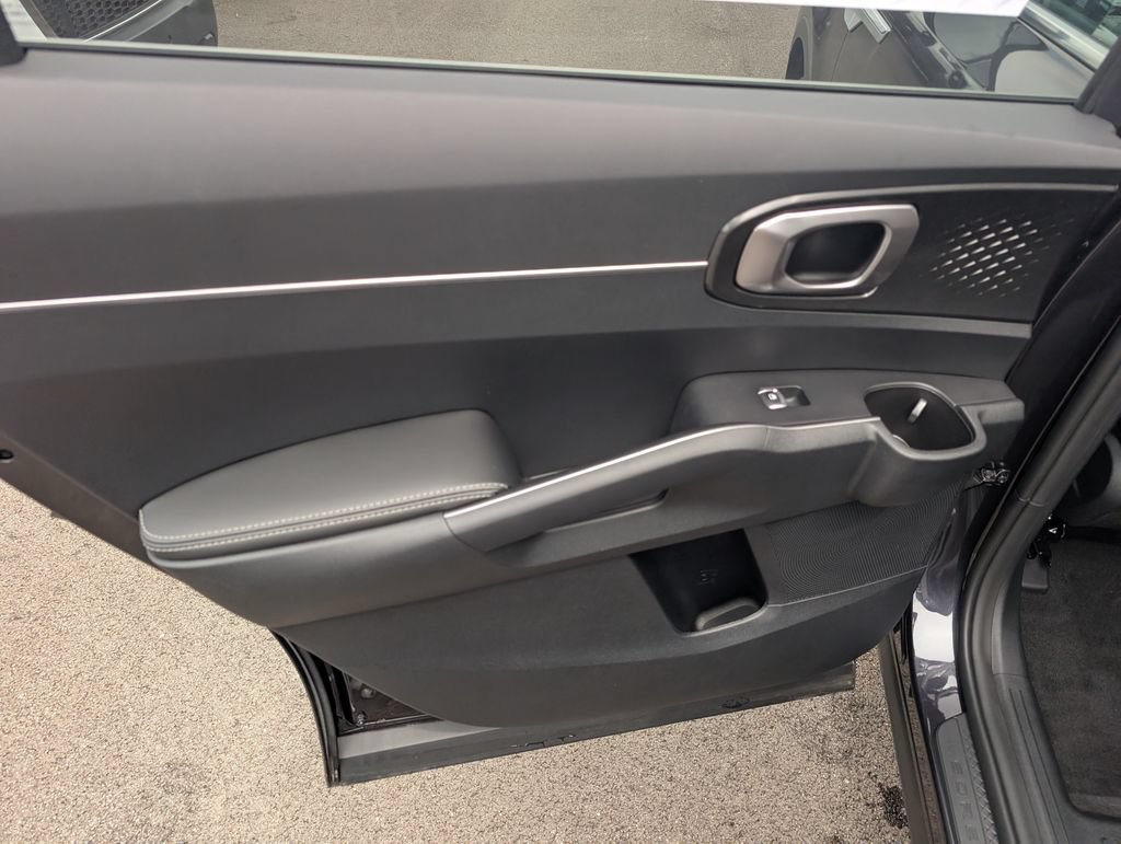 New 2026 Kia Sorento S w/ S Panoramic Sunroof Package AWD/4WD image 10