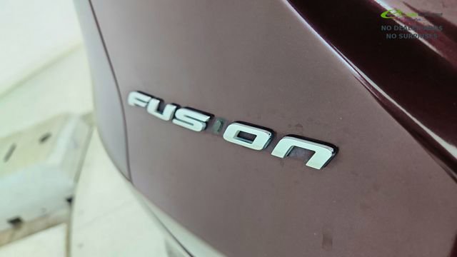 Used 2013 Ford Fusion SE FWD image 17